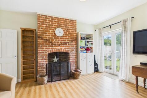EweMove Spalding - Living Room