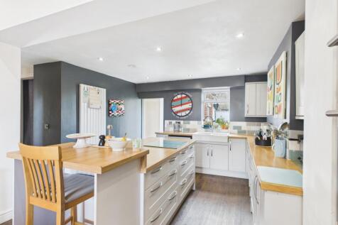 EweMove Spalding - Kitchen