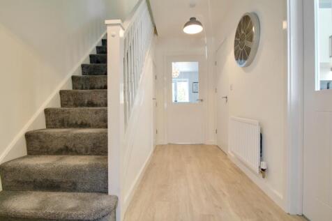 Entrance Hall - reverse view - Gus Critchlow EweMo