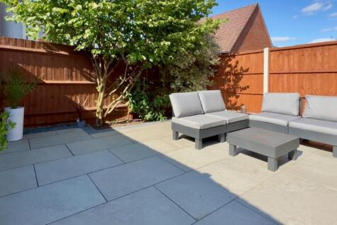 Rear Garden - Gus Critchlow EweMove Hinckley
