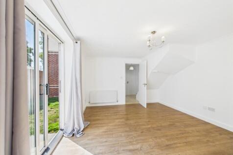 EweMove Spalding - Patriot Close - Lounge