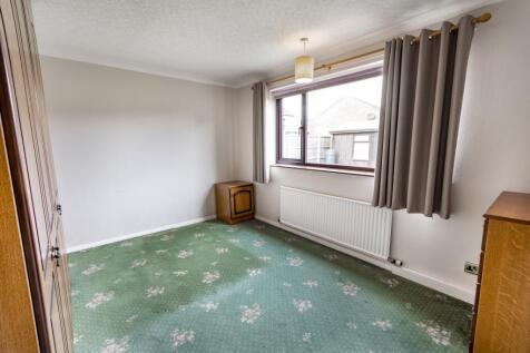 EweMove Estate Agents Scunthorpe - Double Bedroom