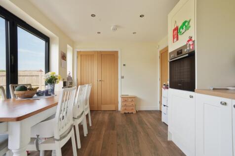 EweMove Estate Agents Scunthorpe - Kitchen Diner
