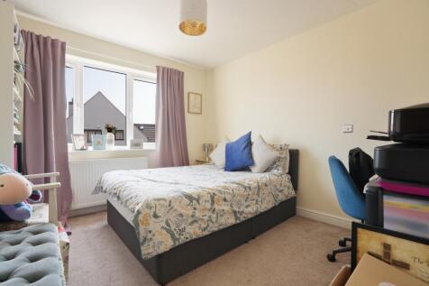 EweMove Estate Agents Scunthorpe - Bedroom Double