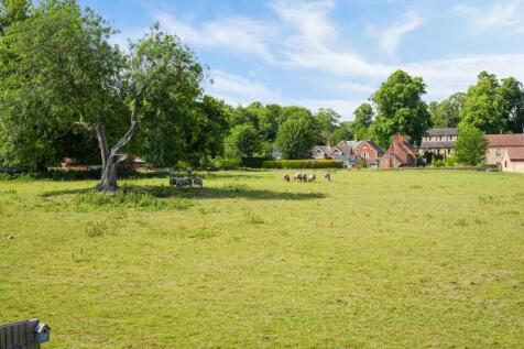 EweMove Estate Agents Scunthorpe - Paddock Views