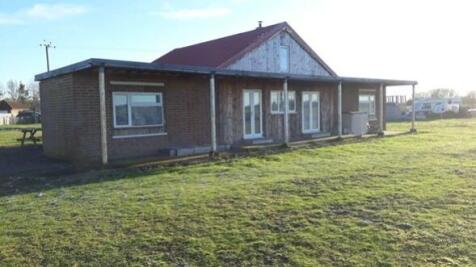 EweMove Estate Agents Scunthorpe - Front Aspect