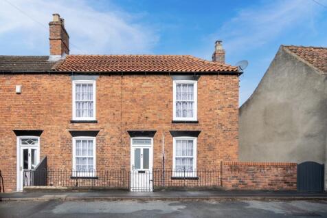 EweMove Estate Agents Scunthorpe - Front Aspect