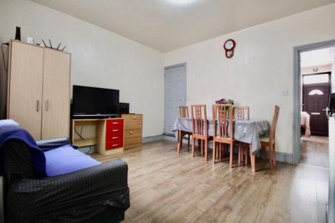 Dining room angle 2