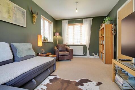 Lounge - Gus Critchlow EweMove Hinckley
