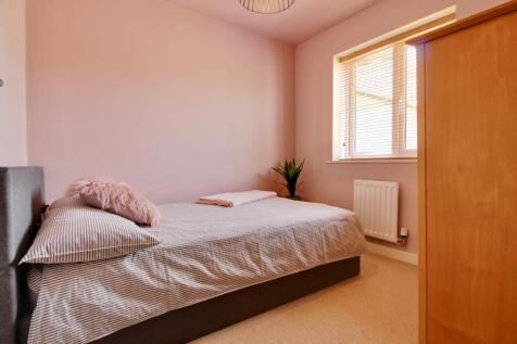 Bedroom 2 - double bedroom - Gus Critchlow EweMove