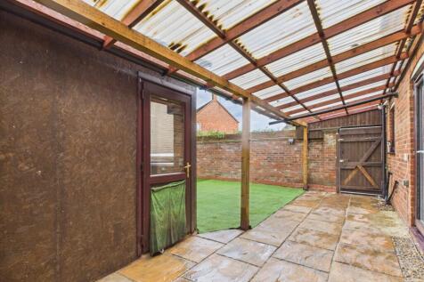 EweMove Spalding - Chamomile Way - Garden