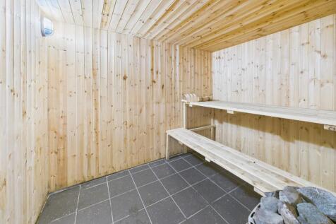 EweMove Spalding - Chamomile Way - Sauna