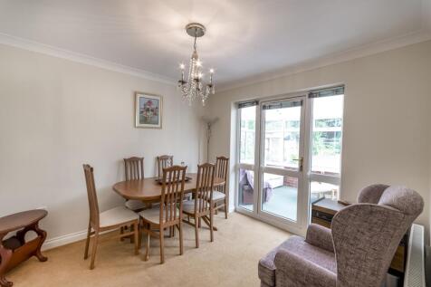 EweMove Estate Agent Scunthorpe - Dining Room