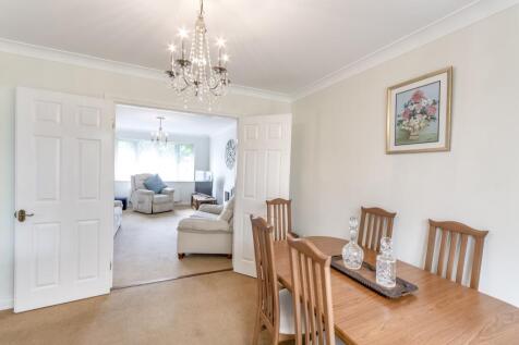 EweMove Estate Agent Scunthorpe - Dining Room
