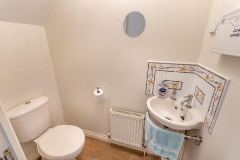 EweMove Estate Agent Scunthorpe - WC