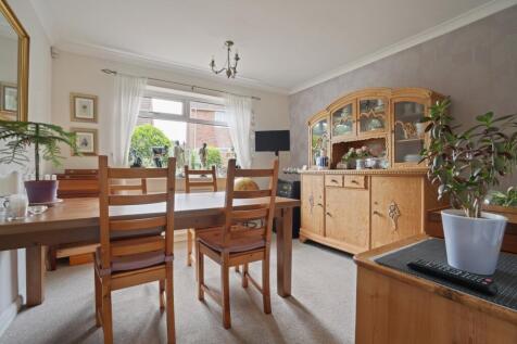 EweMove Estate Agents Scunthorpe - Bedroom 3