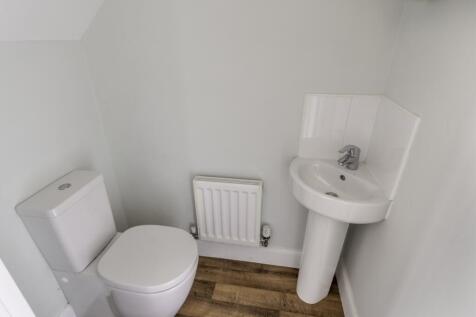 Estate Agent EweMove Scunthorpe - WC
