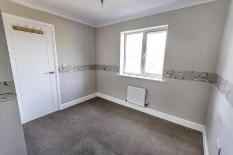 Estate Agent EweMove Scunthorpe - Bedroom 3
