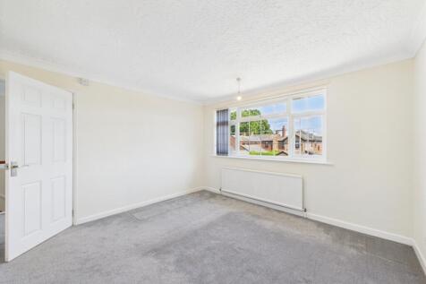 EweMove Spalding - Bedroom 