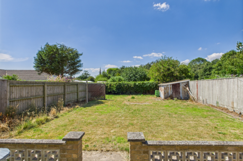 EweMove Spalding - Garden