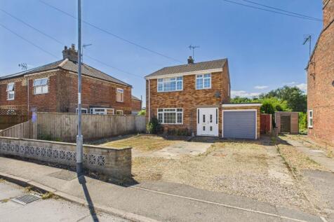 EweMove Spalding - Driveway - Garage