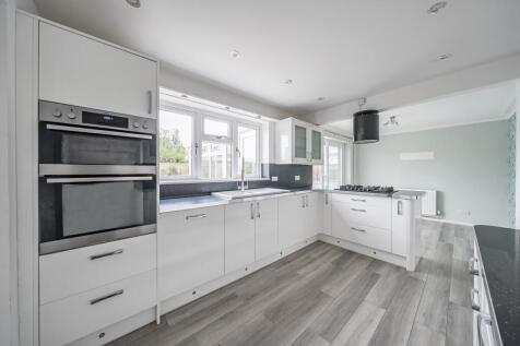 Ringwood kitchen 1