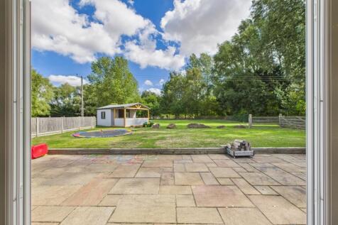 EweMove - Spalding - View from the kitchen 