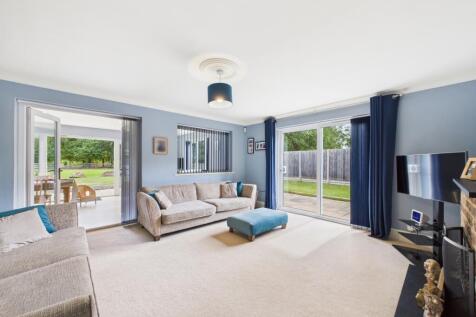 EweMove - Spalding - Living Room