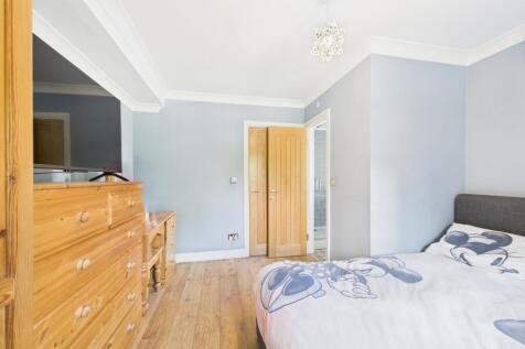 EweMove - Spalding - Bedroom