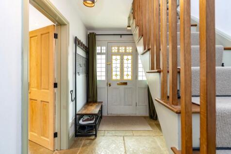 Stunning entrance hall