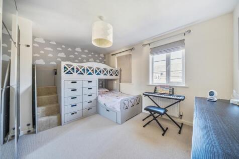 Lima Way bedroom 2