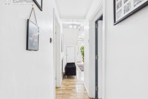 CAM05065G0-PR0013-STILL003