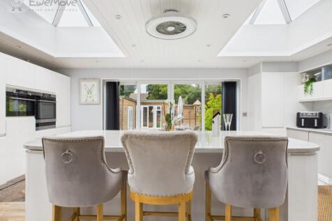 CAM05065G0-PR0013-STILL010