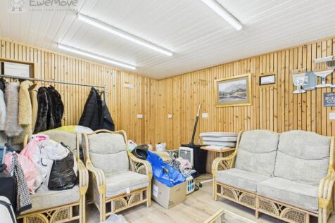 CAM05065G0-PR0013-STILL018