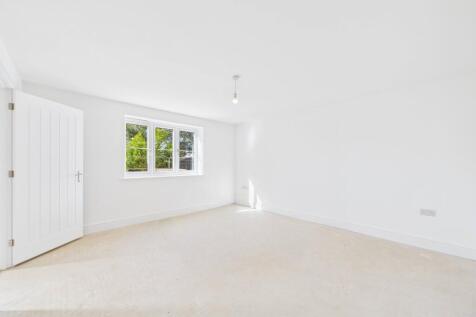 EweMove - Spalding - Pinstock Lane - Dining Room