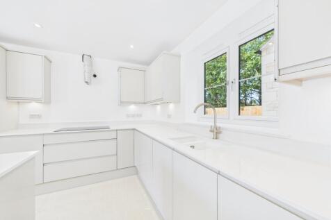 EweMove - Spalding - Pinstock Lane - Open Plan Liv