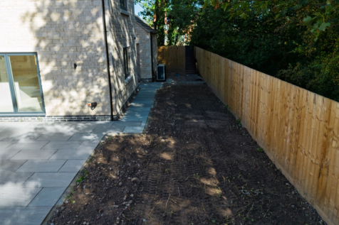 EweMove - Spalding - Pinstock Lane -  Back garden