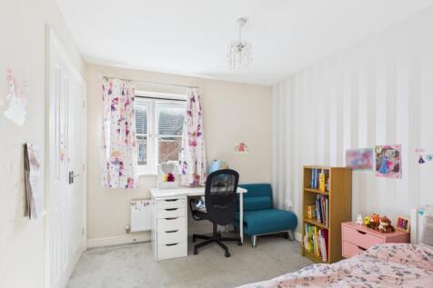 CAM02313G0-PR0097-STILL042