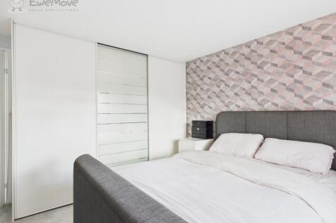 CAM05065G0-PR0015-STILL023