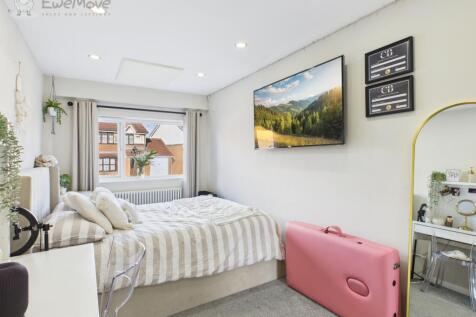 CAM05065G0-PR0015-STILL016