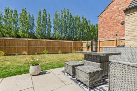 EweMove Spalding - Jubilee Way - Garden