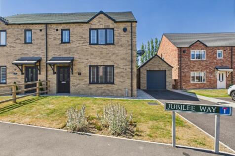 EweMove Spalding - Jubilee Way - Front of House