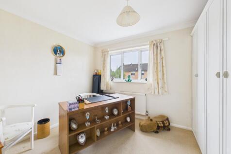 13. CAM04922G0-PR0079-STILL021