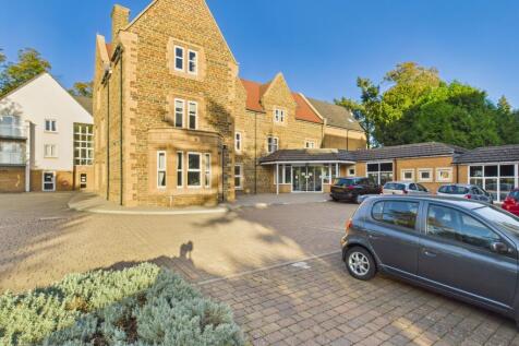 CAM04922G0-PR0072-STILL016