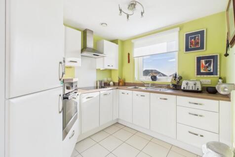 CAM04922G0-PR0072-STILL002