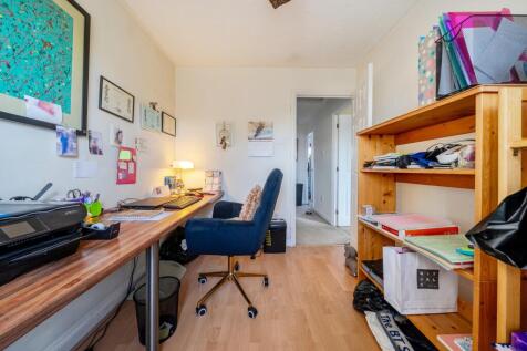 Balintore Rise bedroom 3