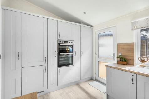 2c0caa2a16c54c4082c86f5d9be1e387a970e7c6612cfe301f