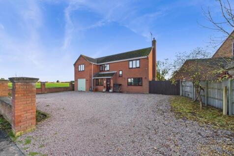 EweMove Spalding - Pinchbeck - Driveway