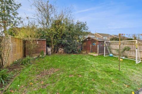 CAM02313G0-PR0102-STILL024