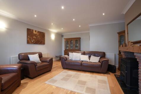EweMove Scunthorpe Estate Agents - Living Room